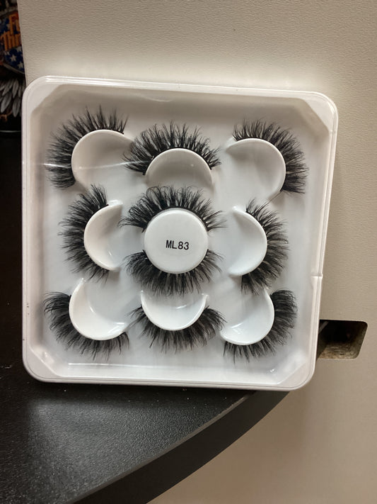 Lash trays (8) count