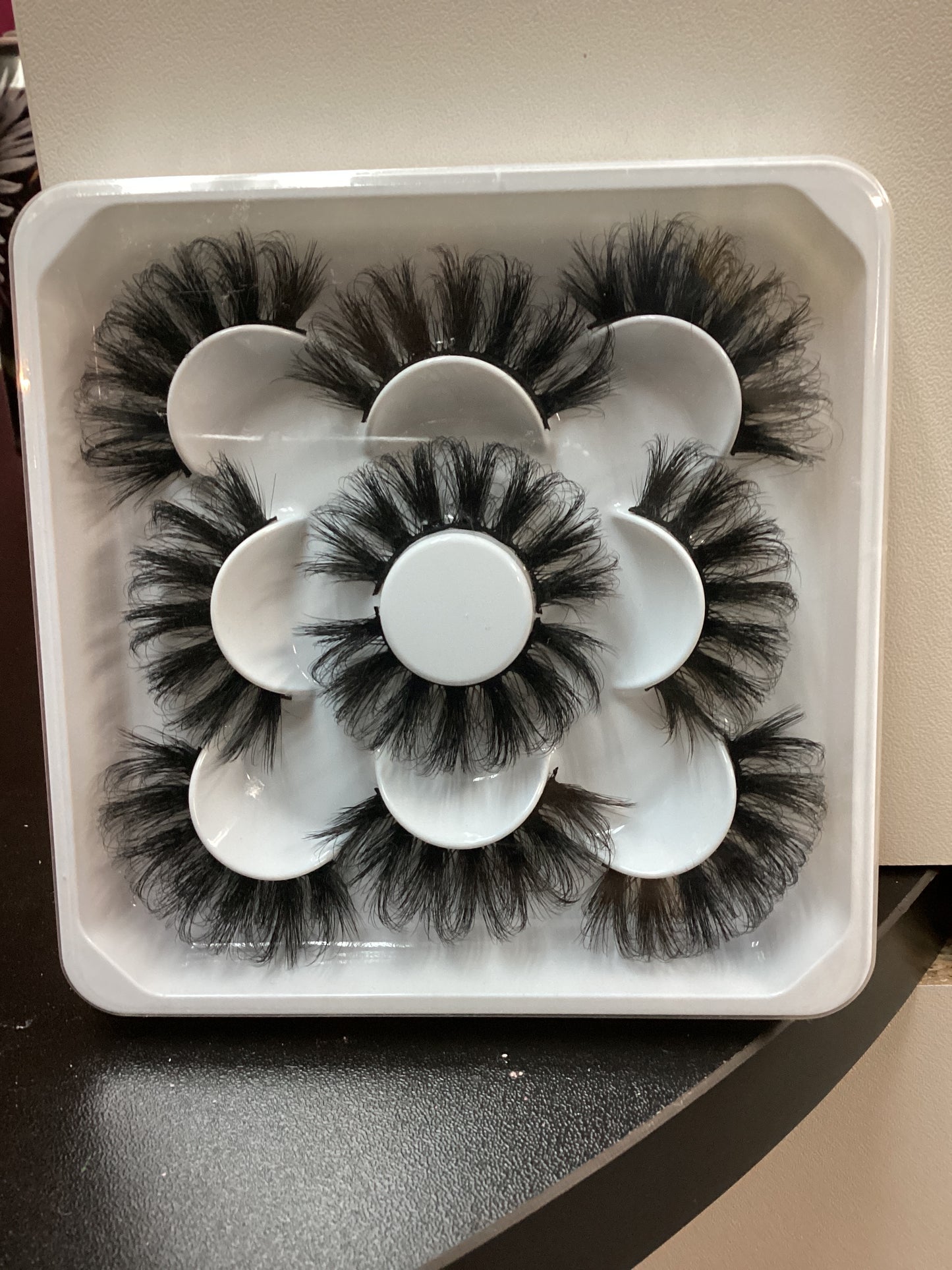 Lash trays (8) count